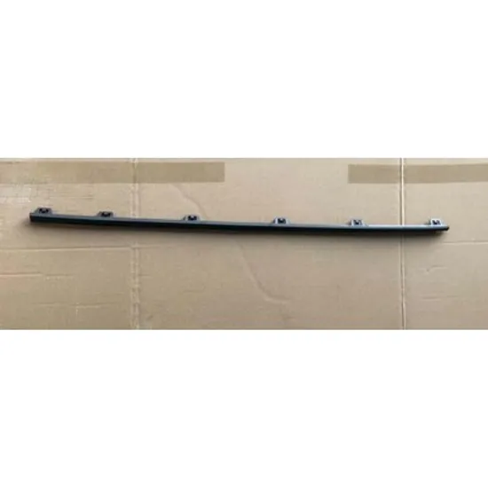 Ornament Grila MERCEDES GLA-CLASS X156 2013-> Bandou Grila Bara fata superioara (URBAN) Perioada 2017 2018 2019 2020