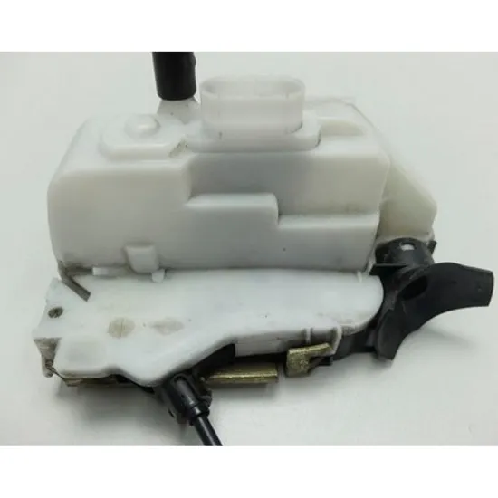 Broasca usa RENAULT SCENIC 2 2003->2009 Broasca usa fata inchidere centralizata alb (4pini) DREAPTA Perioada 2003 2004 2005 2006 2007 2008 2009