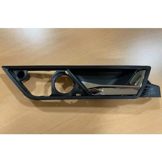Maner Usa SKODA FABIA 3 2014->2020 Maner usa fata interioara cromat /negru DREAPTA Perioada 2014 2015 2016 2017 2018