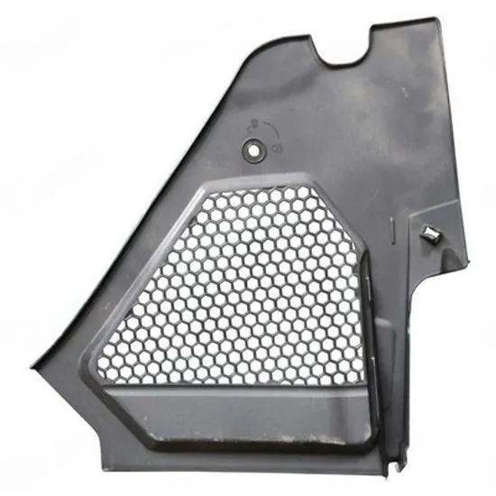 Grila stergatoare BMW 3 G20 2018-> Panou stergatoare sub parbriz lateral plastic DREAPTA Perioada 2018 2019 2020 2021 2022