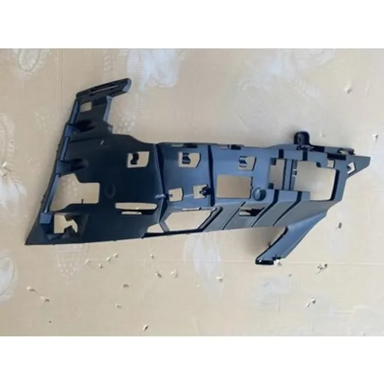 Armatura Bara fata MERCEDES S-CLASS W221 2005->2013 Armatura Bara fata plastic 2009- DREAPTA Perioada 2009 2010 2011 2012 2013