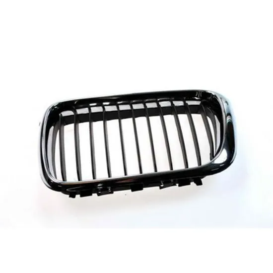 Grila Radiator BMW 3 E36 1990->1998 Grila radiator stanga, neagra, cu rama cromata, ptr toate modelele, 96->2000 Perioada 1996 1997 1998 1999 2000