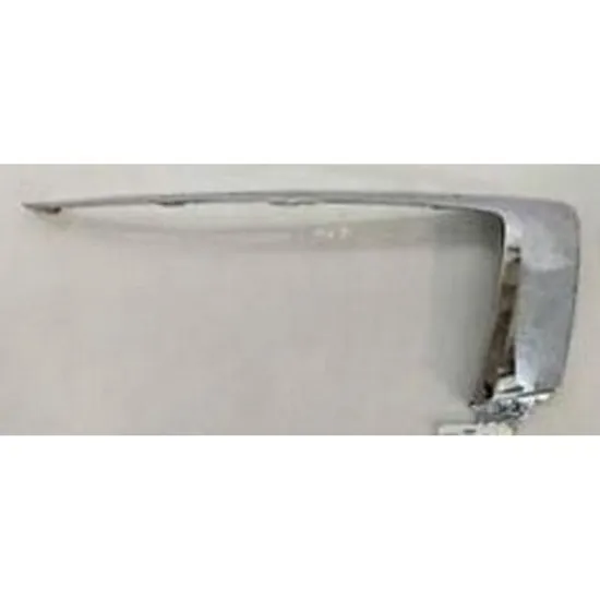 Ornament Grila MITSUBISHI ECLIPSE CROSS 2018-> Bandou Grila bara fata cromat (superior) DREAPTA Perioada 2018 2019 2020 2021 2022