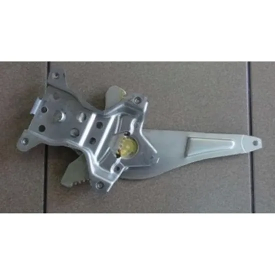 Macara Usa SUZUKI SWIFT 3 2005->2010 Macara usa spate electrica fara motor STANGA Perioada 2005 2006 2007 2008 2009 2010