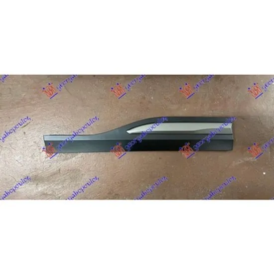 Bandou Usa HYUNDAI KONA 2017->2023 Bandou usa spate cu bandou cromat original dreapta Perioada 2017 2018 2019 2020 2021 2022