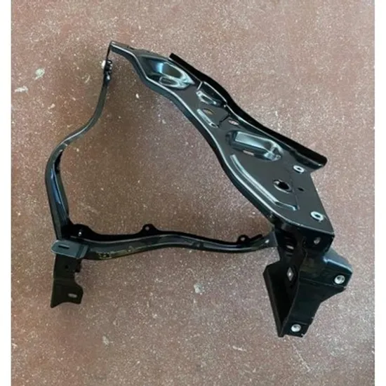 Suport Far MERCEDES CLS C218 2011->2017 Suport Far aluminiu STANGA Perioada 2014 2015 2016 2017 2018