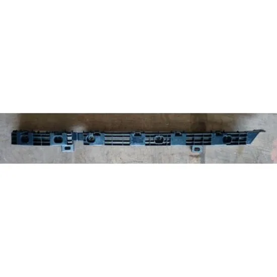 Suport Bara spate TESLA MODEL S 2012-> Suport Bara spate lateral plastic DREAPTA Perioada 2012 2013 2014 2015 2016 2017