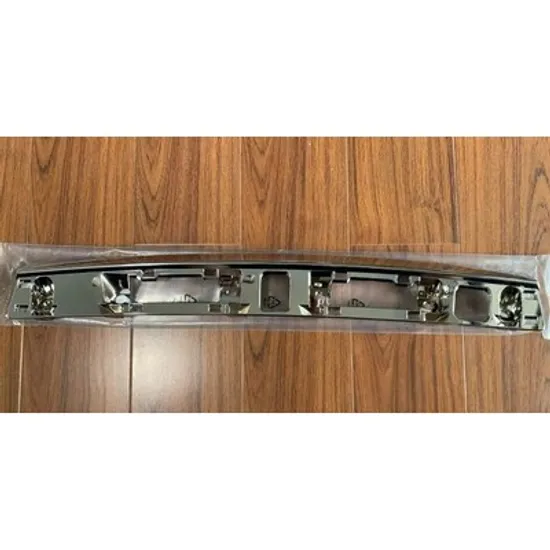 Ornament Capota spate TOYOTA COROLLA E21 2019-> Bandou cromat Capota spate Perioada 2019 2020 2021 2022 2023 2024