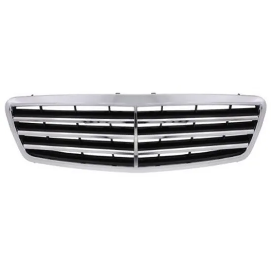 Grila Radiator MERCEDES C-CLASS W203 2000->2007 Grila radiator, negru/cromata, pt Avantgarde/Elegance, exclus Sportcoupé/AMG, 04-> Perioada 2004 2005 2006 2007