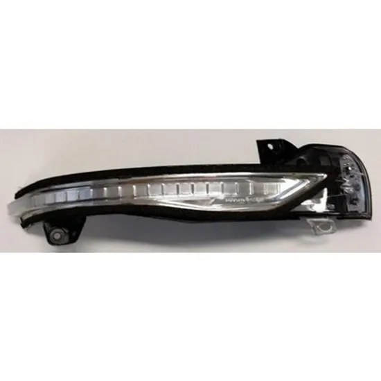 Semnal oglinda NISSAN NAVARA D23 2014-> Semnal Oglinda exterioara LED (O) DREAPTA Perioada 2014 2015 2016 2017 2018 2019