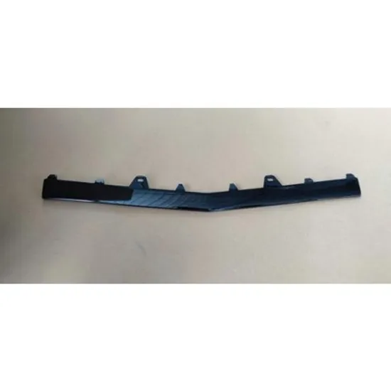Bandou bara fata MERCEDES E-CLASS W212 2009->2015 Bandou Bara fata central negru neted (AMG-LINE) Perioada 2013 2014 2015 2016
