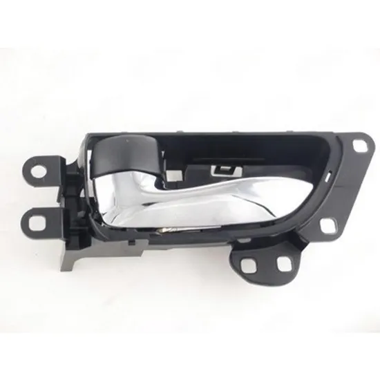 Maner Usa TOYOTA LAND CRUISER PRADO J15 2009-> Maner usa fata/spate interior cromat /negru STANGA Perioada 2013 2014 2015 2016 2017