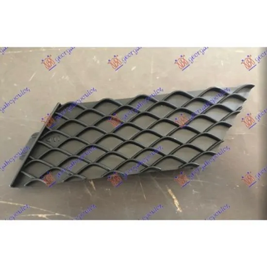 Capac Bara fata MERCEDES GL-CLASS X166 2012->2015 Capac carlig remorcare fata (AMG) Perioada 2012 2013 2014 2015 2016 2017