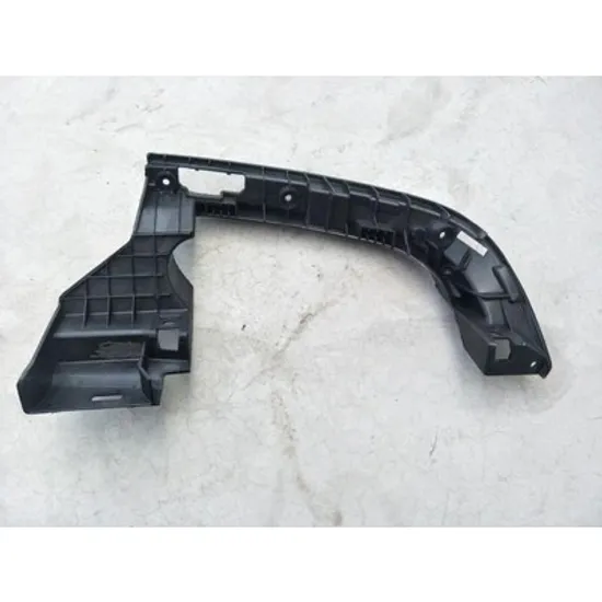 Bandou spate AUDI A4 B9 2015-> Ornament spate Bandou esapament BASE (AMG-LIME) DREAPTA Perioada 2019 2020 2021 2022 2023 2024