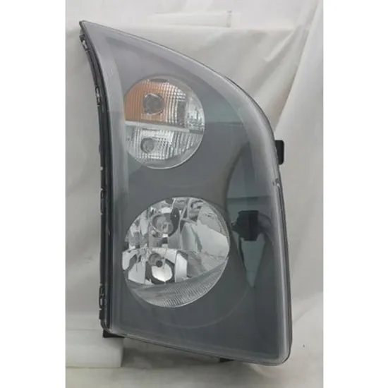 Faruri VW CRAFTER 1 2006->2016 Far (H7) cu Daylight (HELLA) DREAPTA Perioada 2006 2007 2008 2009 2010 2011 2012 2013 2014 2015 2016