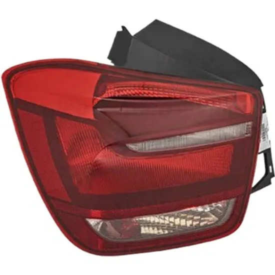 Lampa stop spate dreapta BMW 1 F20 2011->2019 perioada 2012 2013 2014 2015 2016 2017 2018 2019 pana la an de fabricatie 2015,