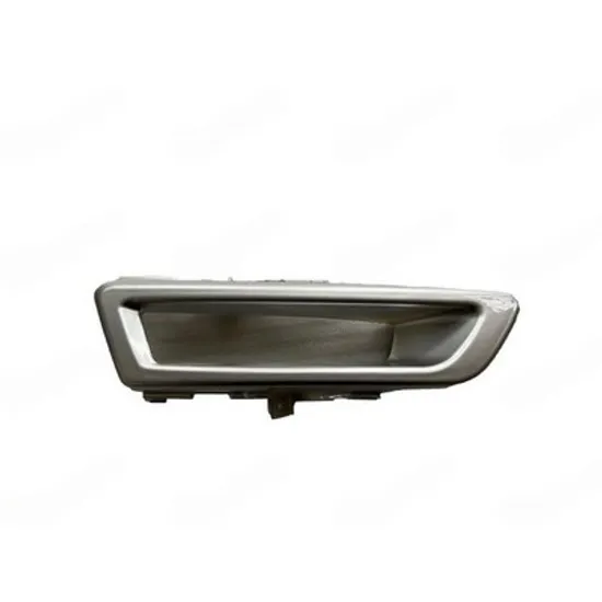 Ornament Proiector LAND ROVER DISCOVERY SPORT 2014-> Rama proiector argintiu DREAPTA Perioada 2014 2015 2016 2017 2018 2019