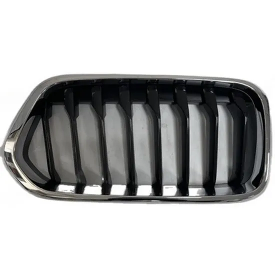 Grila fata BMW X2 F39 2017-> Grila laterala cromat/negru DREAPTA Perioada 2017 2018 2019 2020 2021 2022