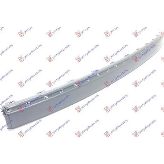 Bandou Bara spate MERCEDES E-CLASS W210 1995->2002 Bandou bara spate central pentru ornament crom ((W210) 06.99-12.01) Perioada 1999 2000 2001 2002