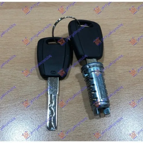 Butuc Usa FIAT DOBLO 223 2000->2010 Butuc usa fata/hayon cu placa cheie Perioada 2001 2002 2003 2004 2005 2006 2007 2008 2009