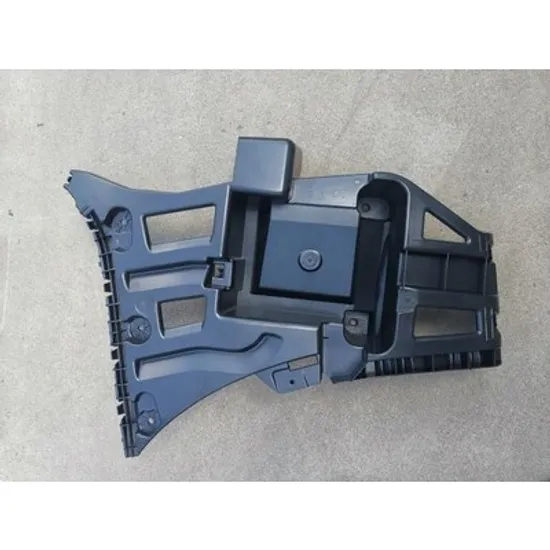 Suport Bara spate BMW X1 F48 2014-> Suport Bara spate lateral plastic DREAPTA Perioada 2019 2020 2021 2022