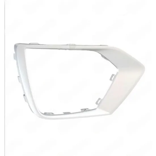 Ornament Grila AUDI Q3 Sportback 2019-> Bandou Grila Bara fata lateral (argintiu) DREAPTA Perioada 2019 2020 2021 2022 2023 2024