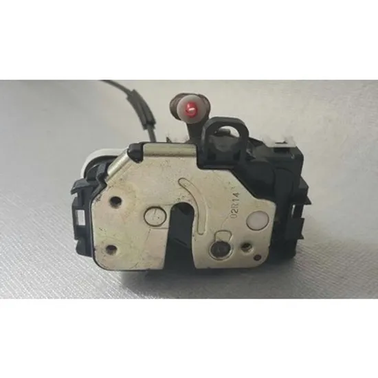 Broasca usa FIAT 500 2007-> Broasca usa fata inchidere centralizata (4pini) DREAPTA Perioada 2015 2016 2017 2018 2019 2020 2021