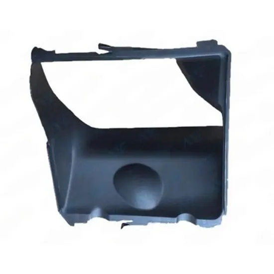 Admisie Aer PORSCHE CAYENNE 92A 2010-> Admisie aer radiator intercooler plastic (3,0 Tdi) STANGA Perioada 2010 2011 2012 2013 2014 2015