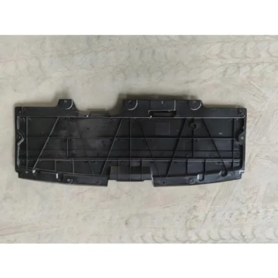 Scut Motor MAZDA 3 hatchback BP 2019-> Scut motor fata plastic (spre fata) Perioada 2019 2020 2021 2022 2023 2024