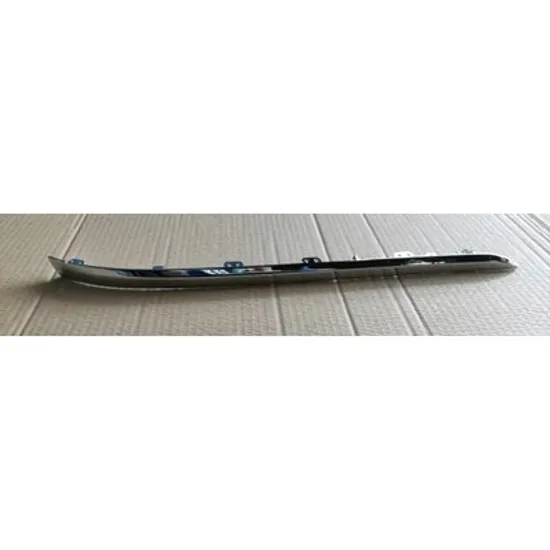 Bandou Bara spate BMW 7 G11 2015-> Bandou Bara spate lateral cromat STANGA Perioada 2015 2016 2017 2018 2019