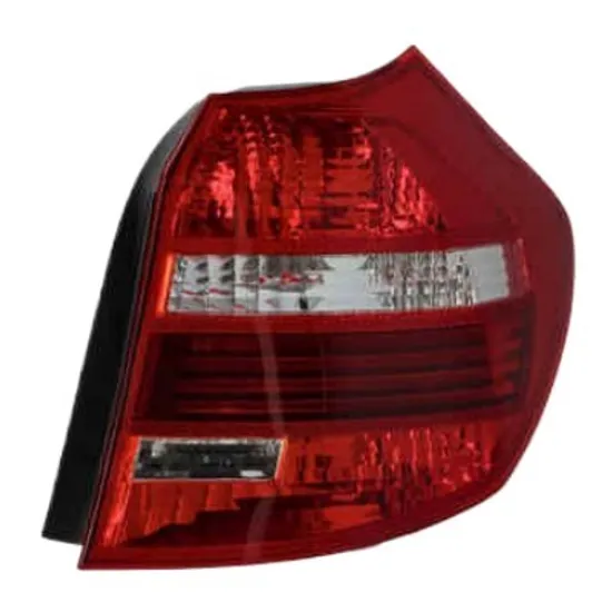 Lampa stop spate dreapta BMW 1 E81 2006->2011, 1 E87 2004->2011 perioada 2004 2005 2006 2007 2008 2009 2010 2011 de la an de fabricatie 04/2007, semnal alb, cu bec LED