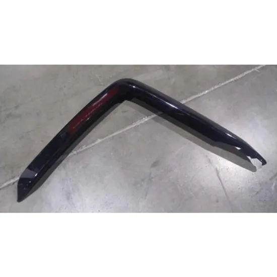 Ornament Proiector BMW X6 G06 2019-> Bandou proiector negru DREAPTA Perioada 2019 2020 2021 2022 2023