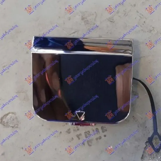 Capac Bara spate MERCEDES GLA-CLASS X156 2013-> Capac carlig remorcare spate cromat Perioada 2017 2018 2019 2020 2021