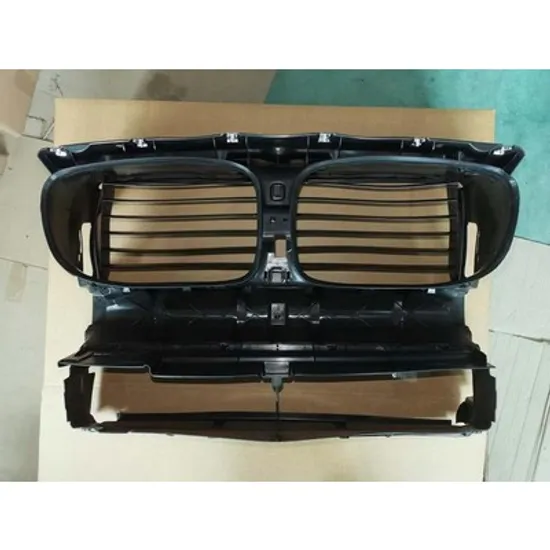 Admisie Aer BMW 7 F01 2008->2015 Admisie aer fata (pentru radiator) Perioada 2008 2009 2010 2011 2012