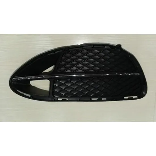 Grila Bara MERCEDES E-CLASS W212 2009->2015 Grila bara fata (cu bandou) (AVANTGARDE) STANGA Perioada 2013 2014 2015 2016