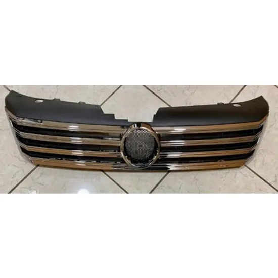 Grila Radiator VW PASSAT B7 2010->2014 Grila radiator neagra/cromat complet Perioada 2010 2011 2012 2013 2014