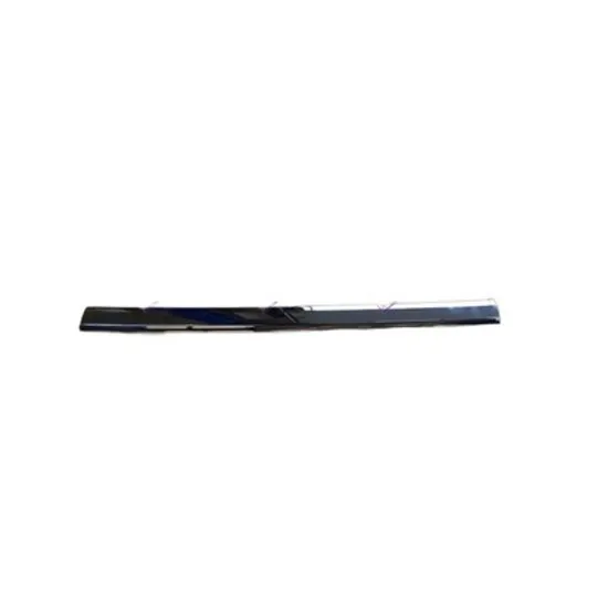 Bandou Bara fata JEEP GRAND CHEROKEE 4 2010->2020 Bandou cromat spoiler bara spate central 2014->2017 Perioada 2014 2015 2016 2017