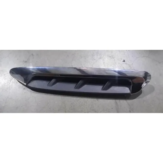 Bandou aripa fata BMW X3 G01 2017-> Bandou Aripa fata negru (cromat) STANGA Perioada 2017 2018 2019 2020 2021