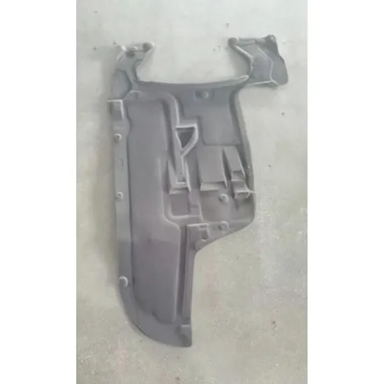 Scut Motor BMW 5 F10 2009->2016 Scut motor plastic Perioada 2010 2011 2012 2013