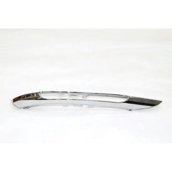 Ornament Grila MERCEDES C-CLASS W204 2007->2014 Bandou Grila bara fata cromat STANGA Perioada 2011 2012 2013 2014