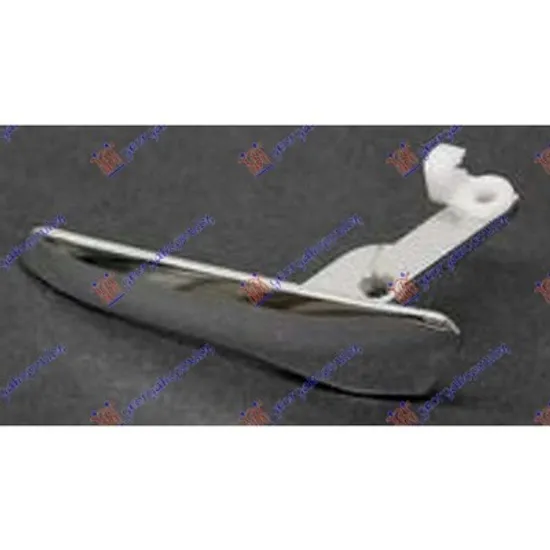 Maner Usa MERCEDES M-CLASS W163 1998->2005 Maner usa fata/spate interior cromat dreapta Perioada 1998 1999 2000 2001 2002 2003 2004 2005