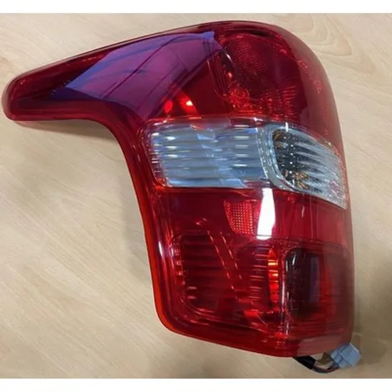 Stop Spate FIAT FULLBACK 2016-> Lampa stop spate complet (THAILAND) STANGA Perioada 2016 2017 2018 2019 2020 2021