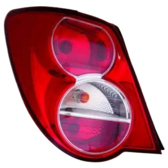 Lampa stop spate stanga CHEVROLET AVEO SEDAN T300 2011-> perioada 2011 2012 2013 2014 2015 2016 pana la an de fabricatie 2015, semnal transparent, pentru 4 usi,