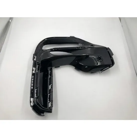 Ornament Proiector BMW X5 G05 2018-> Rama proiector (M50) DREAPTA Perioada 2018 2019 2020 2021 2022 2023