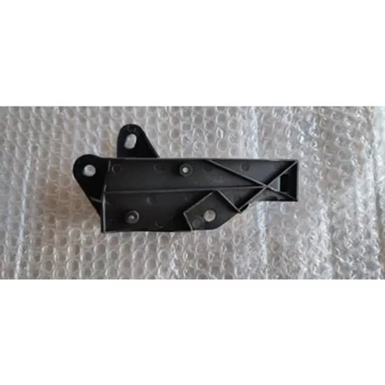 Capac inchizator TESLA MODEL 3 2017-> Acoperire Inchizator capota fata plastic STANGA Perioada 2017 2018 2019 2020 2021 2022 2023