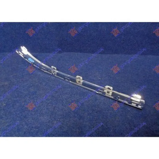 Bandou Spoiler fata VW TOUAREG 2010->2018 Ornament spoiler fata superior cromat R-LINE stanga 2014->2018 Perioada 2010 2011 2012 2013 2014 2015 2016 2017