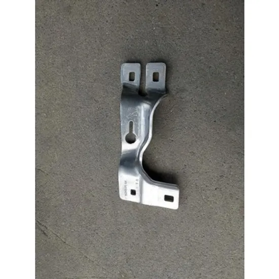 Suport Bara fata BMW X5 G05 2018-> Suport Armatura Bara fata inferioara interioara (aluminiu) STANGA Perioada 2018 2019 2020 2021 2022 2023