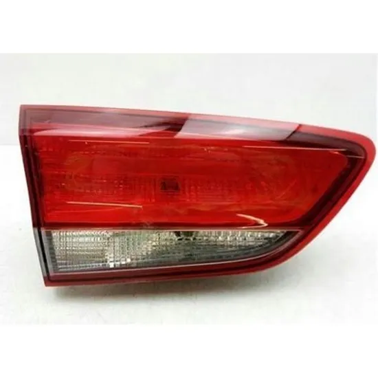 Stop Spate HYUNDAI i30 2017-> Lampa stop spate interioara (H/B) (O) STANGA Perioada 2020 2021 2022 2023 2024 2025