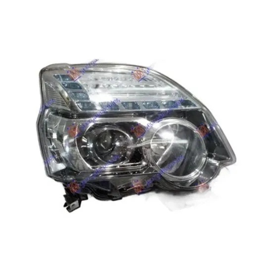 Faruri NISSAN X-TRAIL T30 2001->2013 Far 2010-> (E) (TYC) dreapta Perioada 2010 2011 2012 2013