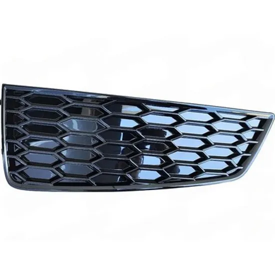 Grila Bara AUDI Q3 8UB, 8UG 2011->2018 Grila Bara fata superioara (S-LINE) STANGA Perioada 2014 2015 2016 2017 2018